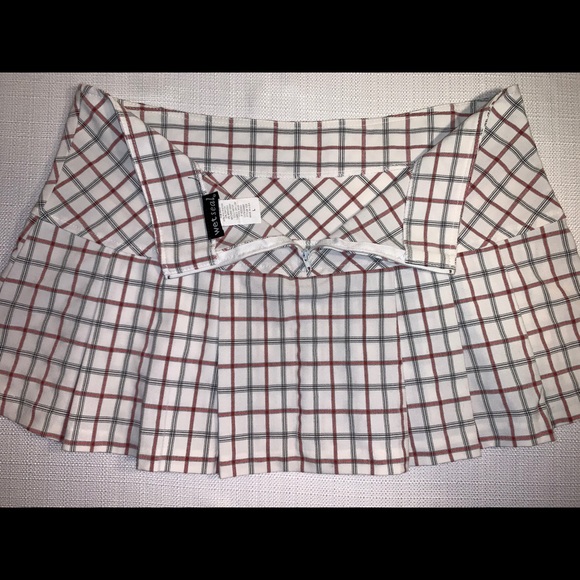 ❌SOLD❌ Wet Seal | pleated skirt - Picture 5 of 6